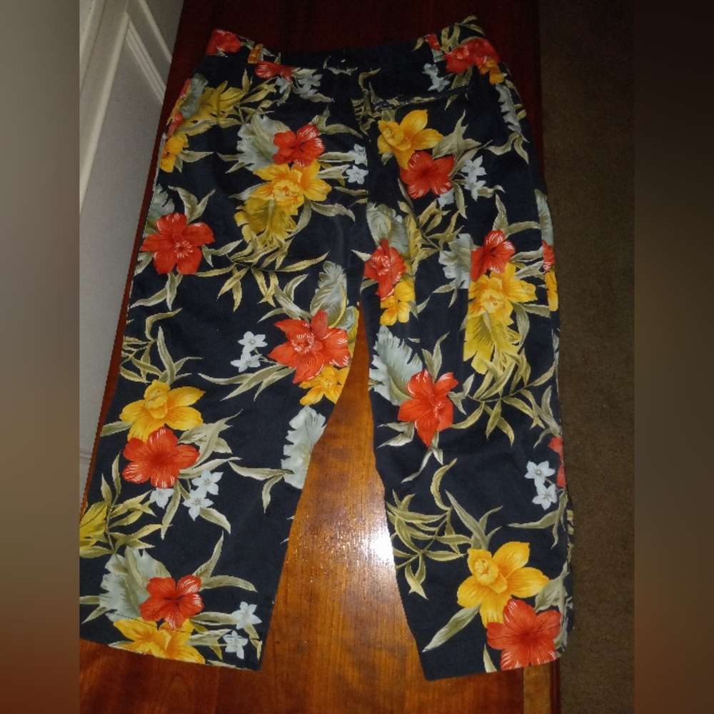 Caribbean Joe women's Capri pants size 10